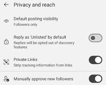 A screenshot of the "Privacy and reach" section of Moshidon settings. There is a new setting, called "Private Links", that removes tracking information from links.