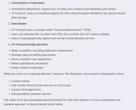 Список с информацией о различиях и преимуществах децентрализованных социальных сетей, связанных с AT Protocol и ActivityPub (Mastodon).