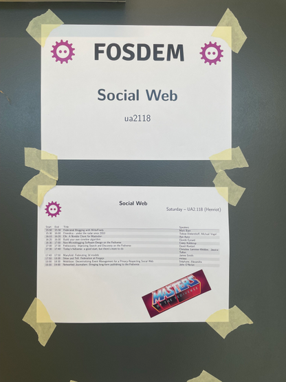 Fosdem Social devroom Schedule - jetzt mit fedicamp Sticker