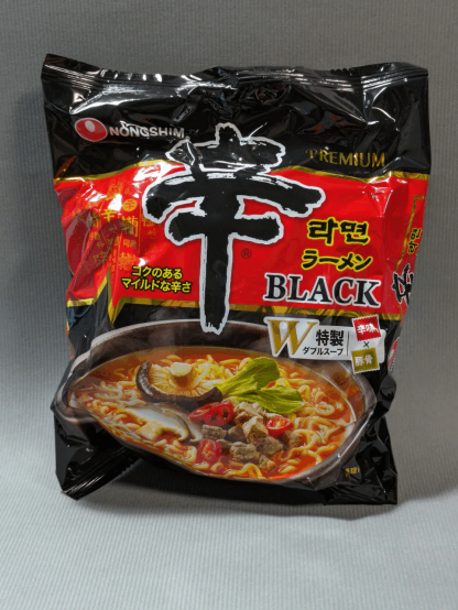 辛ラーメンBLACKのパッケージ