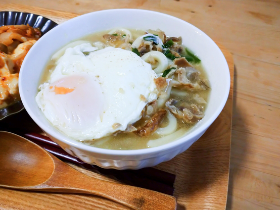 かすうどん
玉子入り