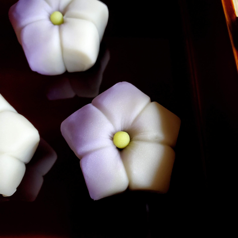 Sweet in the shape of a kikyu (Japanese bellflower).