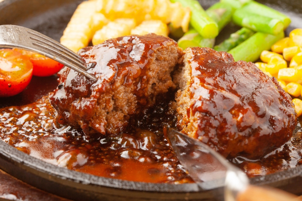 Hamburg steak on a hot plate