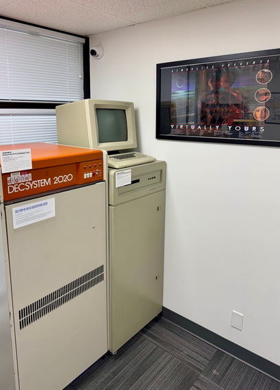 The Symbolics 3670 LISP machine front end to the CM-2 running StarLISP.