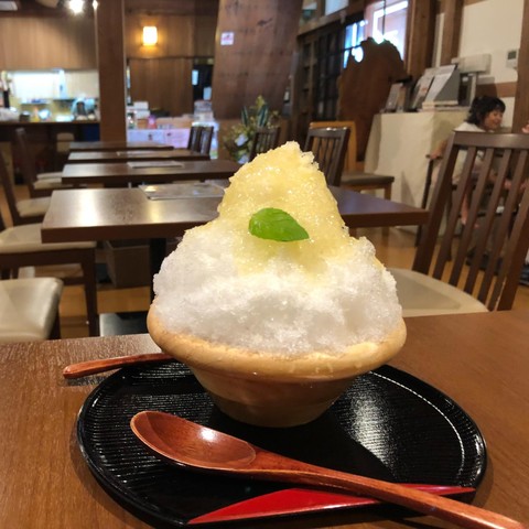 Lemon kakigori.