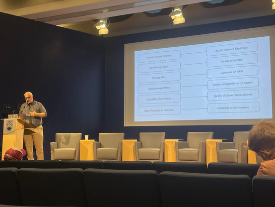 UB
Social Network Crunch
Advertising Model
Closing AP/s
Addictive Algorithms
Monolithic Governance
Data Portability to Nowhere
Social Network Explosion
Variety of models
Compete on APIs
Choice of Algorithms (or none!)
Variety of Governance Models
Portability to Somewhere