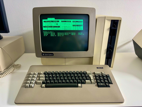 A televideo Tele-PC