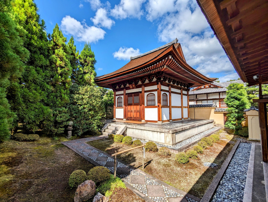Ryogen-in's "Founder's Hall".