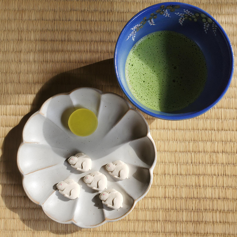 For tea time rakugan (pressed soy flour and sugar sweets) in the shape of rabbits, and a moon kohaku (jelly like sweet).