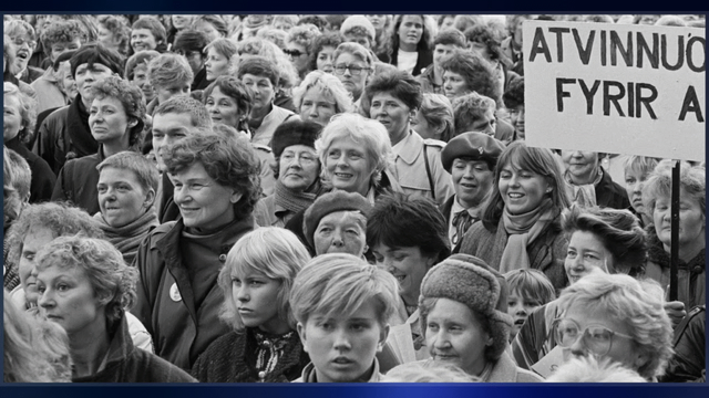Photo of Icelandic women participating in the general women's strike