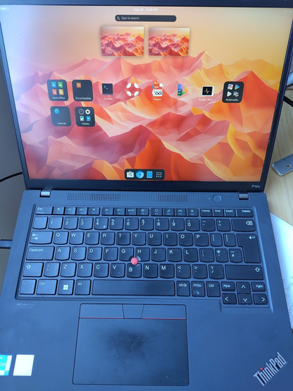 Thinkpad P14s running Endless OS 7
