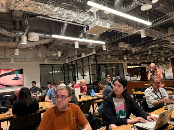 30+ Focused attendees and as many disappointed people on the waiting list…