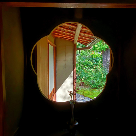 Blossom shaped window at Shimogamo Villa.