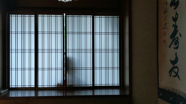 Nao-san relishes her role as spooky host (surprising us with a rather unsettling Noh mask).