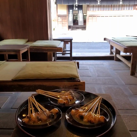 Steaming hot aburi-mochi on a cold afternoon.