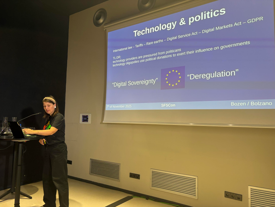 Photo of Sandra presenting. 