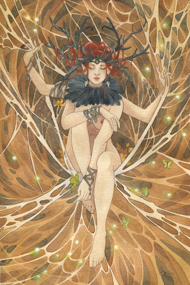 Dans une toile d'araignée peinte à l'aquarelle, une femme dotée de 4 bras médite, les yeux presque clos. Elle est coiffée de bois noirs et porte une colerette de plumes de corbeaux.