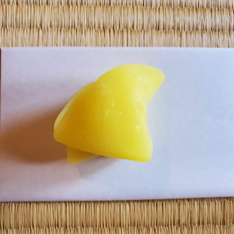 'Icho Momiji', yellow ginkgo leaf shaped sweets.