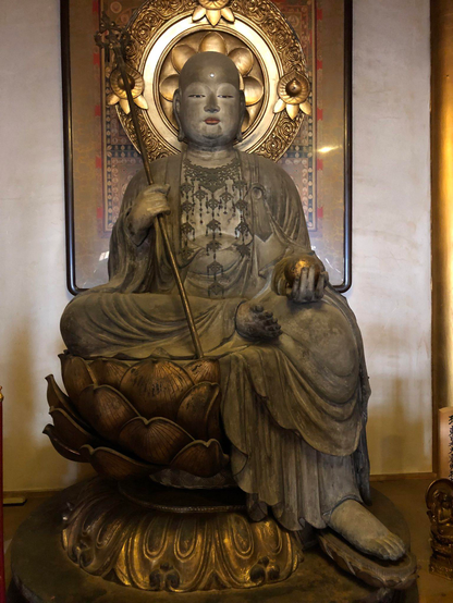 Half-prostrate statue of #Jizo #Bodhisattva , Tosho-ji, Tokushima City, Tokushima Prefecture, #Japan, late production in #Kamakura.
#BuddhistArt #Buddhism