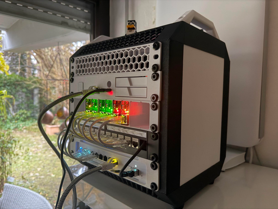 A self printed 10 inch rack with 6 ARM Blades