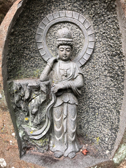 #Kannon stone statue at Anyo-ji, #Japan.
#BuddhistArt #Buddhism