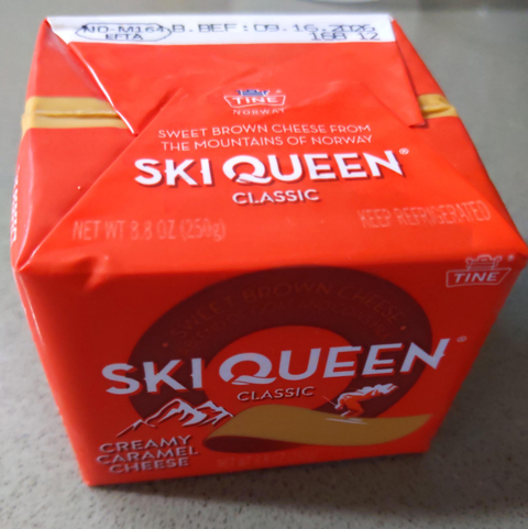 A 250g block of Norwegian Brown Cheese, packaged for sale in the USA under the brand "Ski Queen".