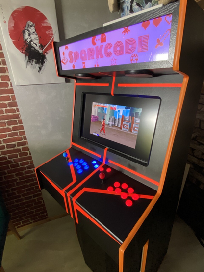 A diy arcade cabinet running a beat ‚em up game. 