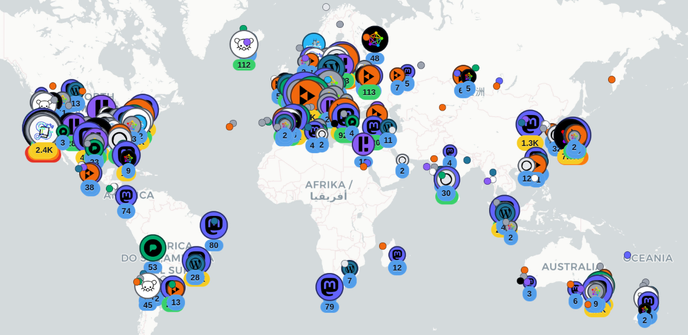 Weltkarte mit Diensten des Fediverse