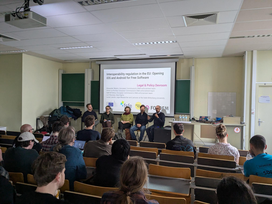 5 people on a panel.