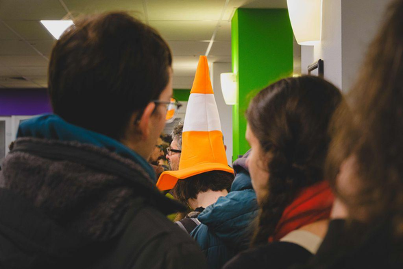 VLC hat in the wild