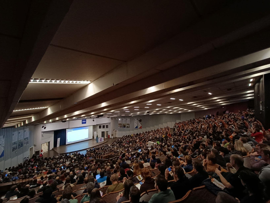 A lot of people listening about AI slop in a lecture theatre