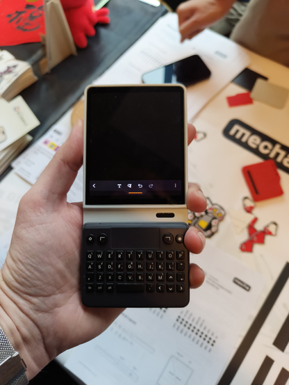 Mecha Comet in my hand