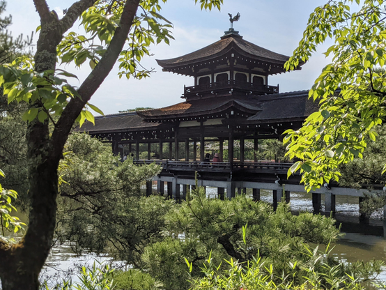 The covered bridge in the grounds of Heian Jingu.