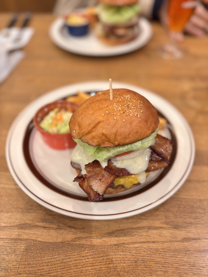 エッグベーコンバーガー