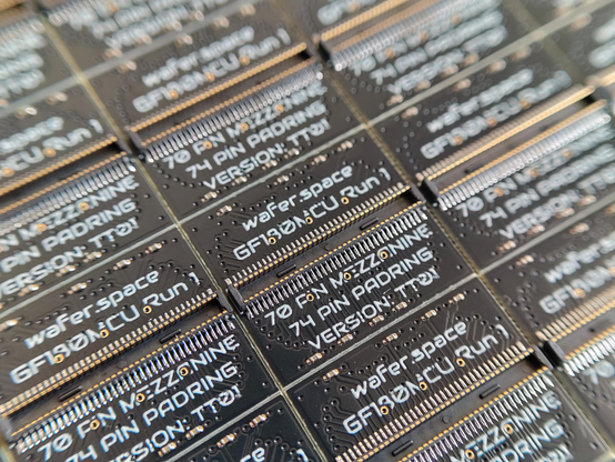 The backside of the CoB. The connectors are visible.