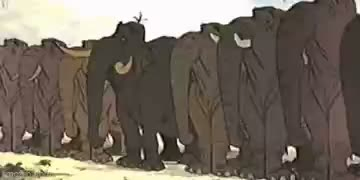 Animation aus dem Disney Film Das Jungelbuch. Eine militärisch angetretene Formation Elefanten steht in einer Linie. in der Mitte steht einer, der gemütlich kaut. Er hat einen dummen Gesichtsausdruck. In einer synchronisierten Bewegung treten alle (außer dem Kauenden in der Mitte) einen Schritt zurück.