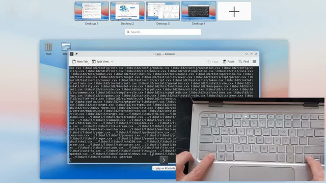 A video showing a user switching from virtual desktop to virtual desktop using the PgUp/PgDown keys