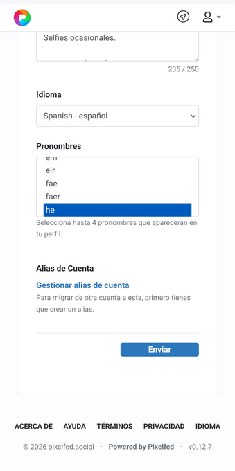 Captura de los ajustes de la cuenta de Pixelfed social de Andrés. Sólo permite gestionar un alias de cuenta, indicando que es "para migrar de otra cuenta a esta".