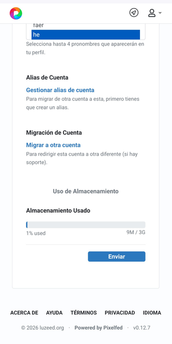 Ajustes del servidor de Pixelfed Luzeed. Permite migrar de otra cuenta, justo debajo de la opción de mirar de otra cuenta a esta.