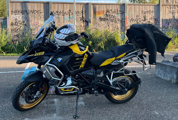 Photo of my motorcycle, a BMW R 1250 GS Adventure.